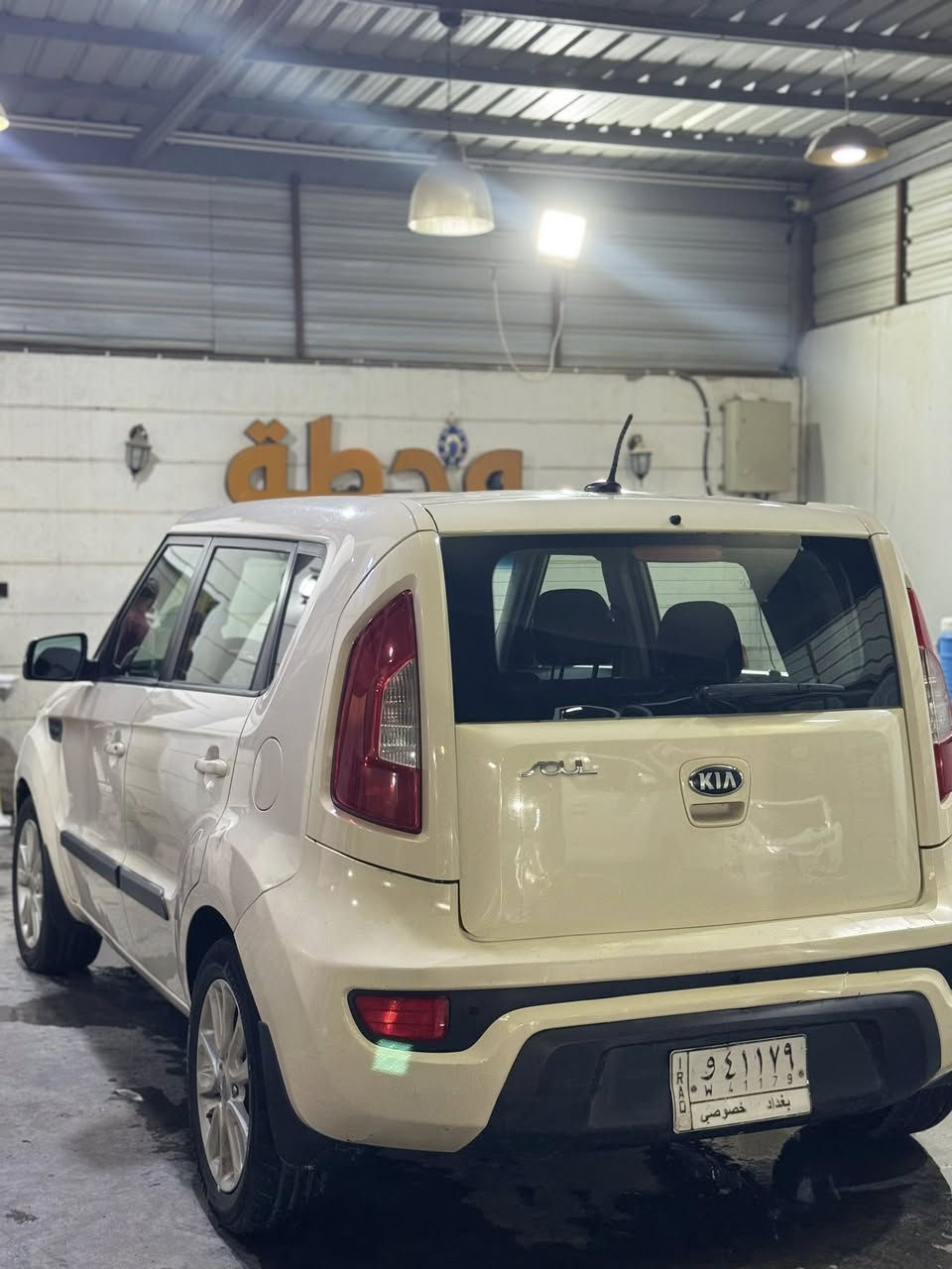 السلام عليكم كيا صول 2013
اللون بيجي
وارد امريكي محرك 2000 دوش
مواصفاتها:
تحكم ستيرن جهتين
اشاير بالمري
حساسات خلفية
ايرباكات مقاعد
مضخم سبيكر
داش كام
تخم تايرات جدد
كير ومكينة مكفولات + السيارة مكفوله من الصبغ والضربة حادثها جاملغ ايسر راجع بارد فقط السيارة نظيفة كلش
(مكان السيارة كربلاء المقدسة)
السعر 113 ورقه وبيها مجال
للاستفسار اتصل على ***********
