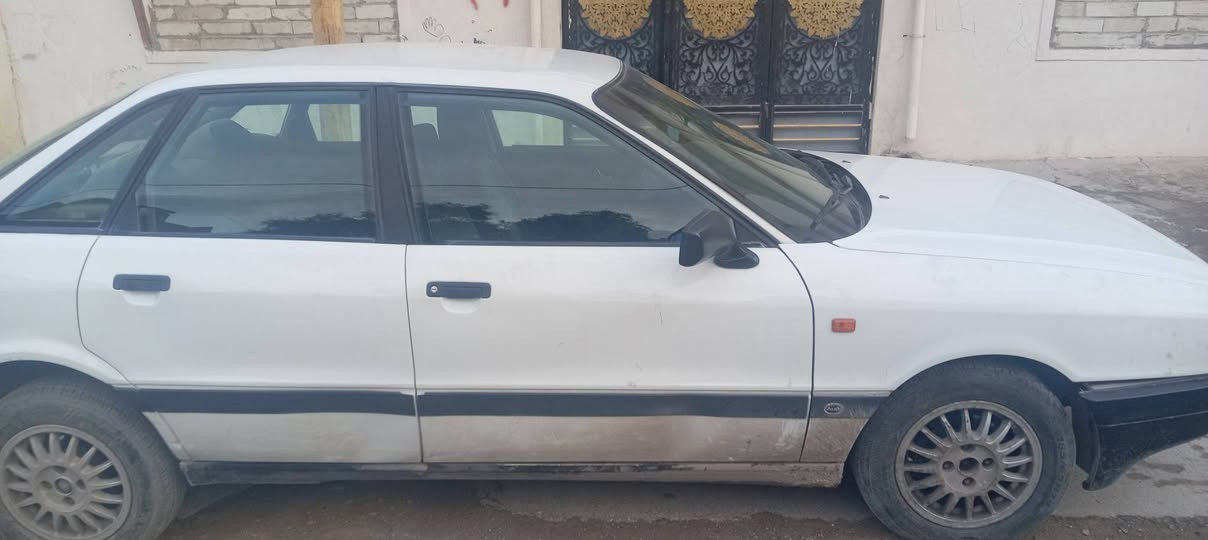 سياره اودي رقم انكليزي نينوى لون ابيض اوتومتيك مكينه صفر ٨ بسمي كابون مابيه انت تسجل شرط التحويل
السعر ٣٢ وبيه مجال حك الجيه
***********
***********
