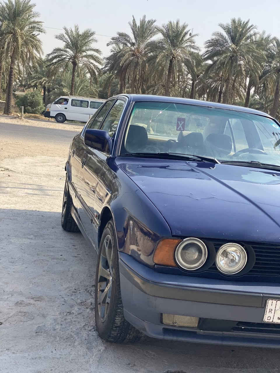 سلام عليكم مرخصت الادمن بي ام 520 بيه مكينه 25مفتوح وكير اوتو تبريد شغال سنويه ل29 رقم انكليزي تحويل مباشر بدون حادث مستعجل ع البيعه سعره ٣٥💲وبيه مجال بسيط اليوسفيه  مكاني بغداد *********** بيه واتساب
