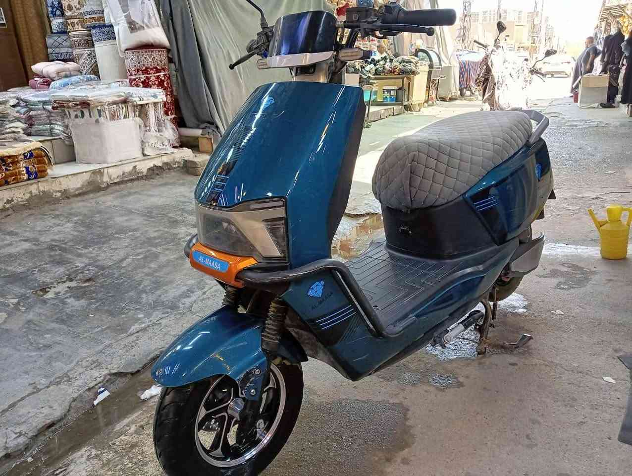 سكنس مدرع
٤ سرع
٤ نمر
سرعه ٨٠
إشاير دبل اشاره كلها شغاله
٦ بطاريات 
مابي اي عطل
السعر 450  وبي مجال


**إذا كنت صاحب هذا الإعلان وتريد حذفه لأي سبب، رجاءا أرسل رسالة إلى الدعم الفني**