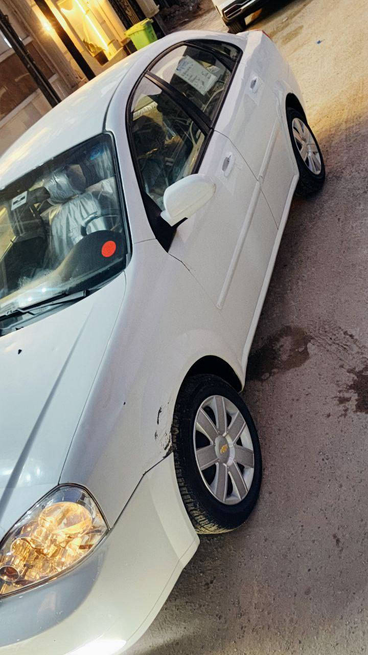 سلام وعليكم
اوبتره 2007 للبيع او للمراوس 
سياره شوفت عينك جديده وماشيه 116 الف خليجي 
بدون حادث بيه بجاملغ 3اصابع صبغ وبارد قليل 
تبريد تدفئه شغاله تايرات جدد اي نقص مابيه جانت مضمومه سياره هزه جديده قبل يومين باقي بس ع ستلام لوحات يعني بنفس اليوم اداورلك بسمك 

العنوان شعب 
الرقم ***********
