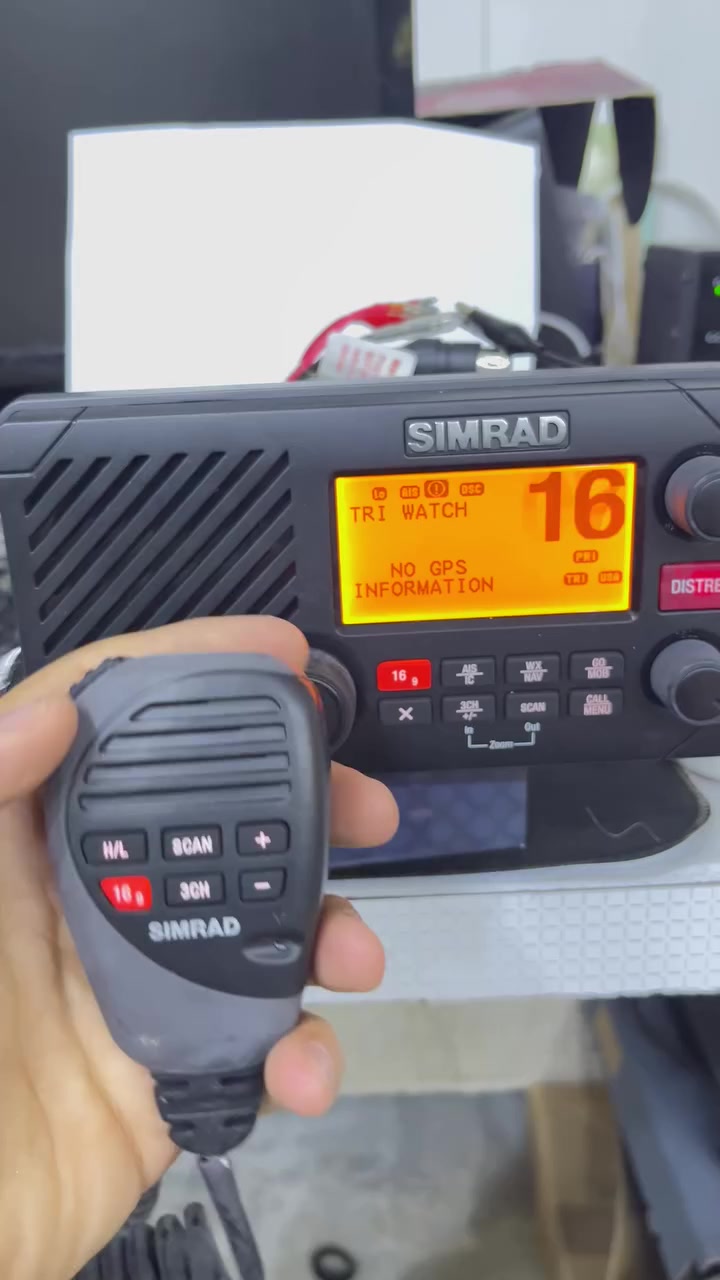 السلام علیکم عندی های جهاز جدید بس مشکل لاستیکات جمسرات ستوک جدید بس ماعرف لیش  شرت  شغل مفحوس سعر ٩٥ الف  
متوفر  توصیل


**إذا كنت صاحب هذا الإعلان وتريد حذفه لأي سبب، رجاءا أرسل رسالة إلى الدعم الفني**