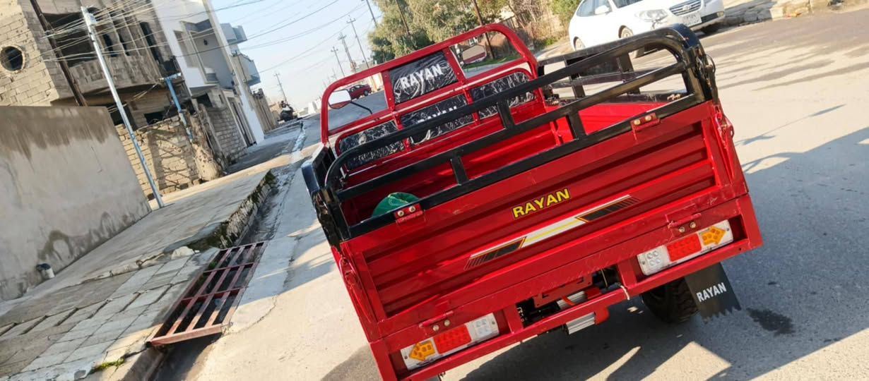 السلام عليكم من رخصه الادمن 

ستوته شحن ست بطاريه مكفولة كفاله عامه 

موديل 24  باب اول 

دراجه بعدو وضع شريكه 

السعرمليون 750 اي استفسار اتصل على الرقم

 ‏‪***********‬‏
