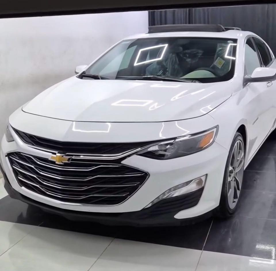 سيارة ماليبو ٢٠٢٣ ابيض اللون فول مواصفات بانوراما ويل ١٩ رياضي تخم إطارات جديد صار اسبوع دهن محرك كير جديد مبدل كهربائيات كير محرك بشرط سيارة جديدة مابيها نقص دينار واحد قطعتين صبغ بدون دواخل رقم سليمانية هزة وسنًية جديد مكان السيارة سليمانية للتواصل ***********
