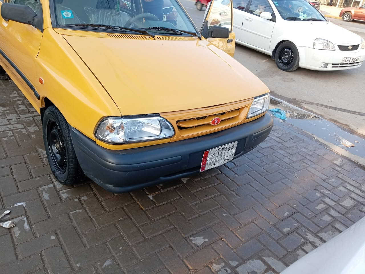 السلام عليكم من رخصه الادمن سايبه 2011 سياره خير من الله كير مكينه كفاله سنويه لل 28 مصبوغه حزام جماليه تحويل مباشر سعرها 25 مجال قليل مكاني الدوره اتصل واني بل خدمه ***********
