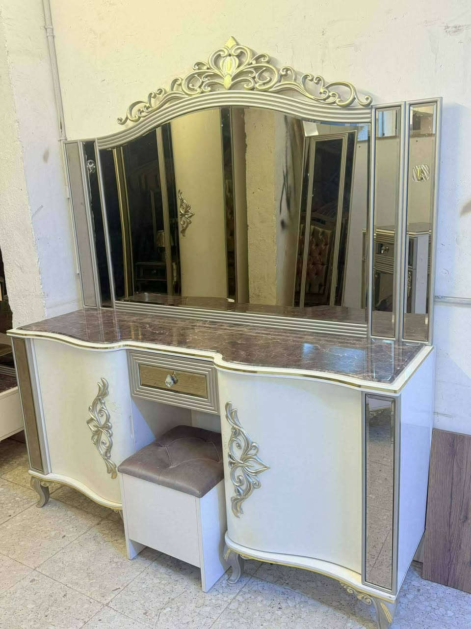 ملكيه نضافه فول
شد ونقل مجاني داخل بغداد


**إذا كنت صاحب هذا الإعلان وتريد حذفه لأي سبب، رجاءا أرسل رسالة إلى الدعم الفني**