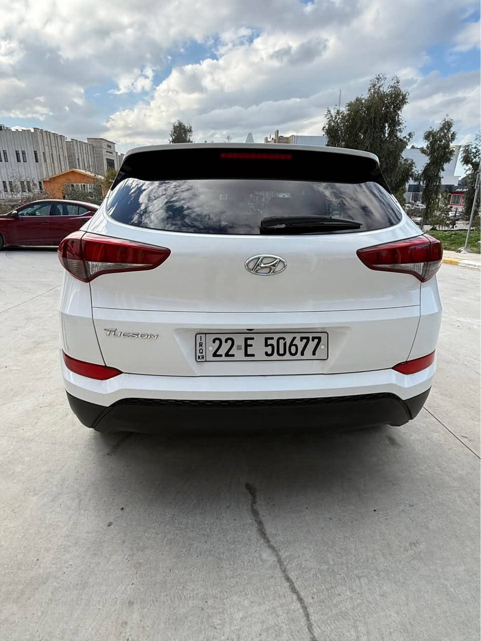 توكسن موديل 2018 وارد امريكي
رقم أربيل مسطره تحويل مباشر  
كابون بانزين موجود  
مكينه 2000  
ماشيه ٧٤ الف ميل  
تدفئه نار 🔥 تبريد فول ثلج ❄️ 
حداديتها خير من الله جديده أمامي خلفي فول 
مواصفات نص فول
 ضرر مكفوله كفاله عامه  (صبغ بنيد شويا جاملخ) 
السياره جاهزه ع الأخير وكاعده تحويل مباشر ومناقصها كلشي 
العنوان:الموصل
رقم الموبايل : *********** بيه واتس ايضا موصل, نينوى
