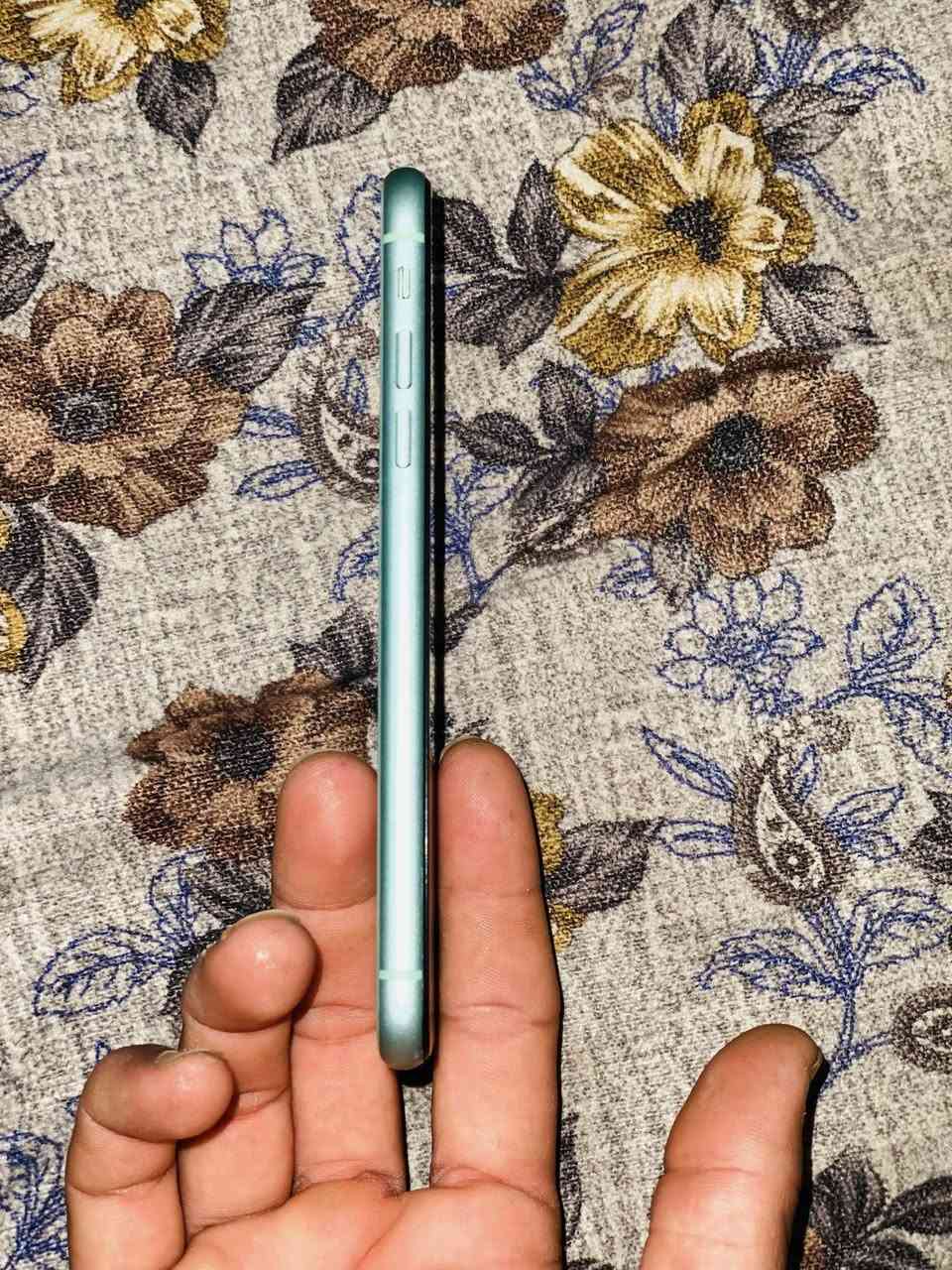 متاح قطعه نادره
ايفون 11عادي 
كارتون مطابق 
ذاكره 128
بطاريه 80بلادي 
لون مميز 
جهاز نضافه 100‎%‎ شخط ما بي 
نموذج M 
جهاز مبدل شاشه اصليه 
فيس ايدي شغال
نوعيه الشاشه 3خيارات
كلشي شغال ومكفول 
مكان بابل شارع 80
*********** واتساب 
السعر 275 وبي مجال
