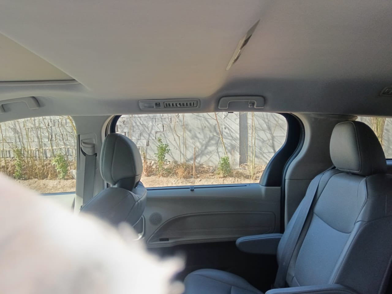 السلام عليكم ..
سينا للبيع 
موديل ٢٠٢٢
حادثها مرفق بالصوره 
فول مواصفات اعلى فئه 
السياره ممشتغله خط استخدام شخصي مال بيت 
هايبرد  ٢٥٠٠ 
رقم بغداد 
مكان السياره الفلوجه 
***********
