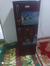 ثلاجة • استعمال قليل • الغراف