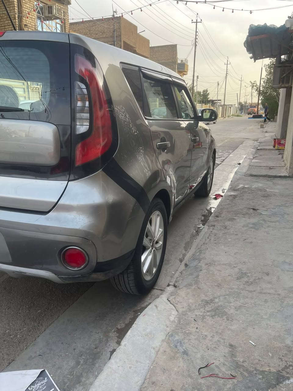 السلام عليكم 
كيا صول موديل 2019 ماشيه 69 بيها خمس قطع بدون دواخل جاهزه من كلشي اريدها مرواس


**إذا كنت صاحب هذا الإعلان وتريد حذفه لأي سبب، رجاءا أرسل رسالة إلى الدعم الفني**