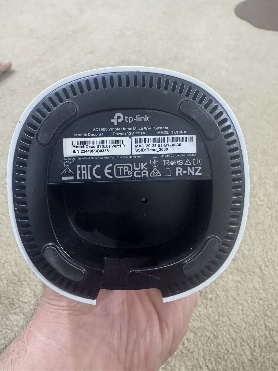 متاح UBS  1500 ملي امبير اون لاين   يشغلك اذا نت 4 الى 5 ايام. اذا كلوبات تربط عليه البيت كلة يشغله . يطول اكثر من 8 ساعات حسب الاستهلاك ماركة مستخدم شي بسيط.  وراوتر اصلي حديث300 متر  وعاكس ينطيك  400 واط جديد بالكارتون  
 مراسله الصفحه او الاتصال***********
