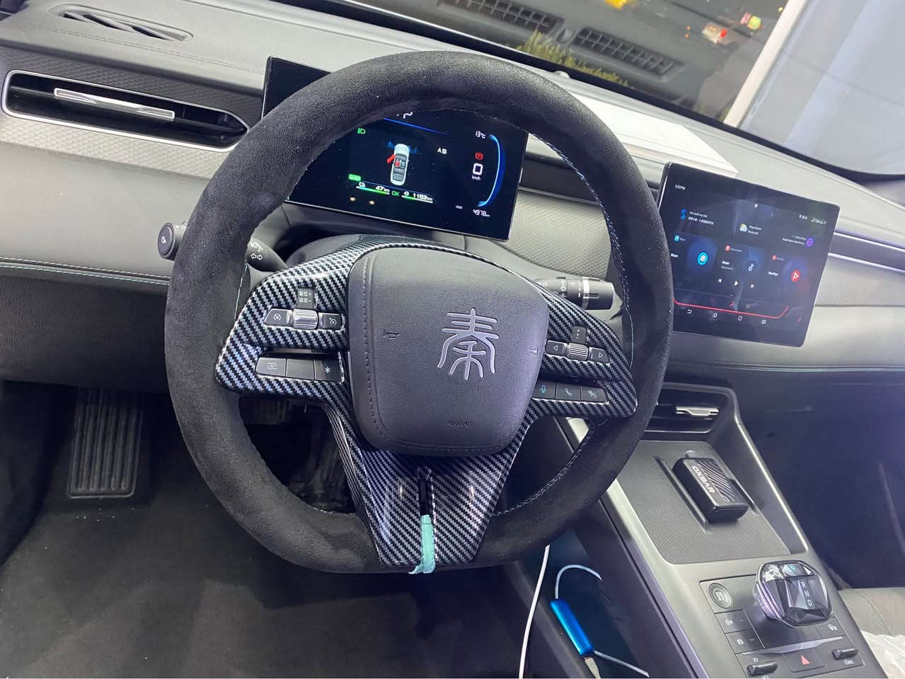 كن بلاص 2025 لون رصاصي و داخل زيتوني مواصفات البي واي دي المعروفه شاشه و كامره دواره ر صمه و حساسات وتشغيل عن بعد غراضها كامله شاحنه و كارت
السياره ماشيه 4900km الكلي و على الهايبرد ماشيه اقل من 1000km
سياره نضيفه و اخت الزيرو مرقمه بغداد
*********** واتساب او اتصال
عنوان السياره بغداد السيديه بغداد, العراق
