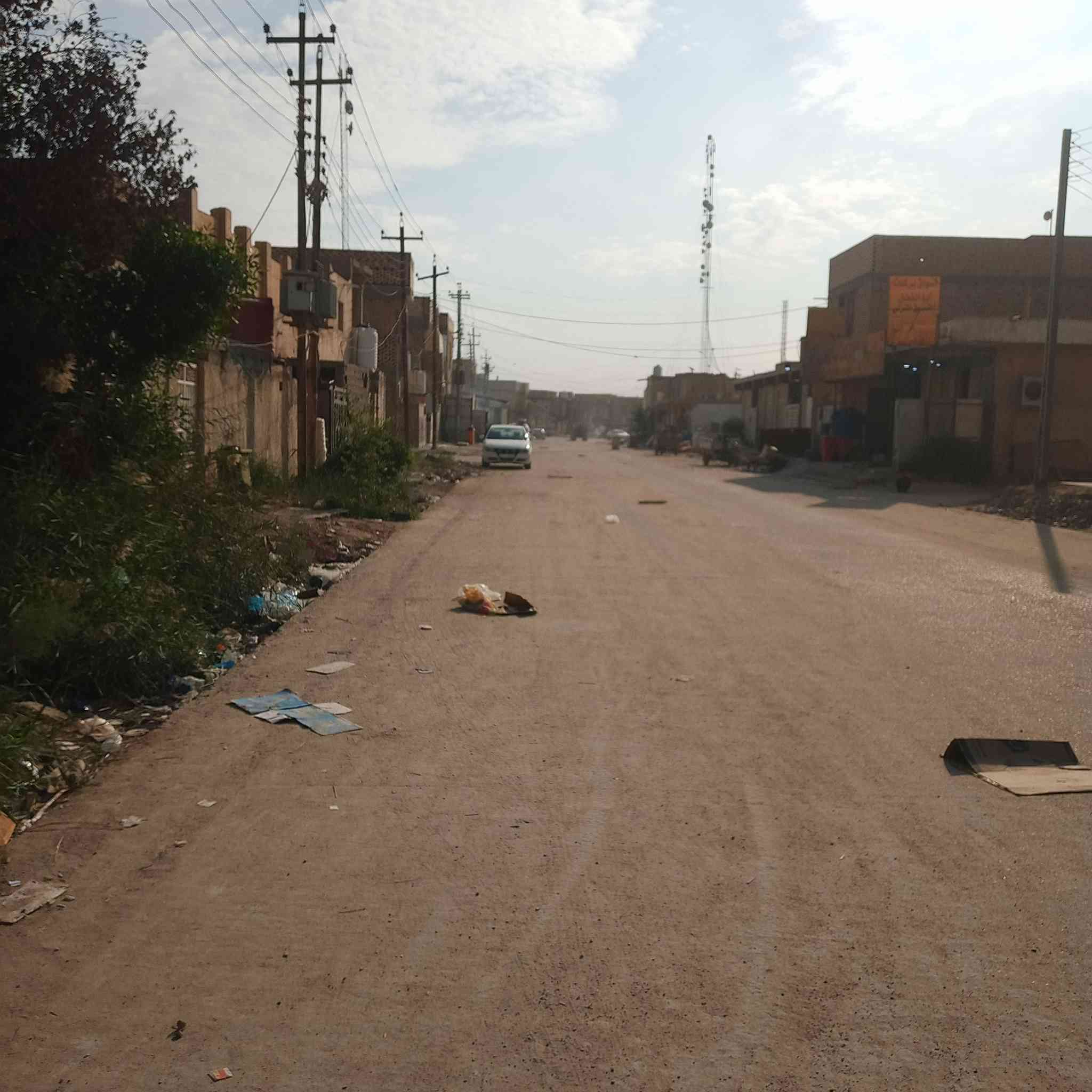 دار للبيع المساحه 100 طابو صرف خلفي العنوان الفتاحية شارع الامامين نبيع بسعر قطعة موقع مميز شارع عن مستشفى الحوراء هاتف *********** السعر 48 العقار فارغ حاليا
