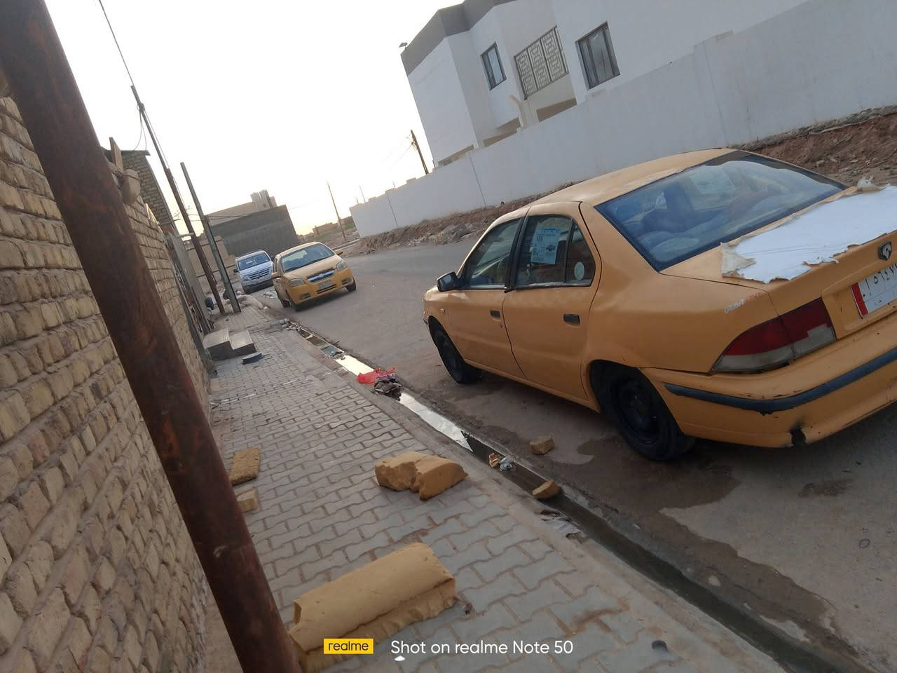 السلام عليكم سمد البيع  الكير  ومكينه شرط  كلوبات بكااايت   كهربايات تشتغل تخم تاير عليه مال شغل بدون مالك  رقم الماني السعر10 بيه مجال    *********** والشراب يدلل
