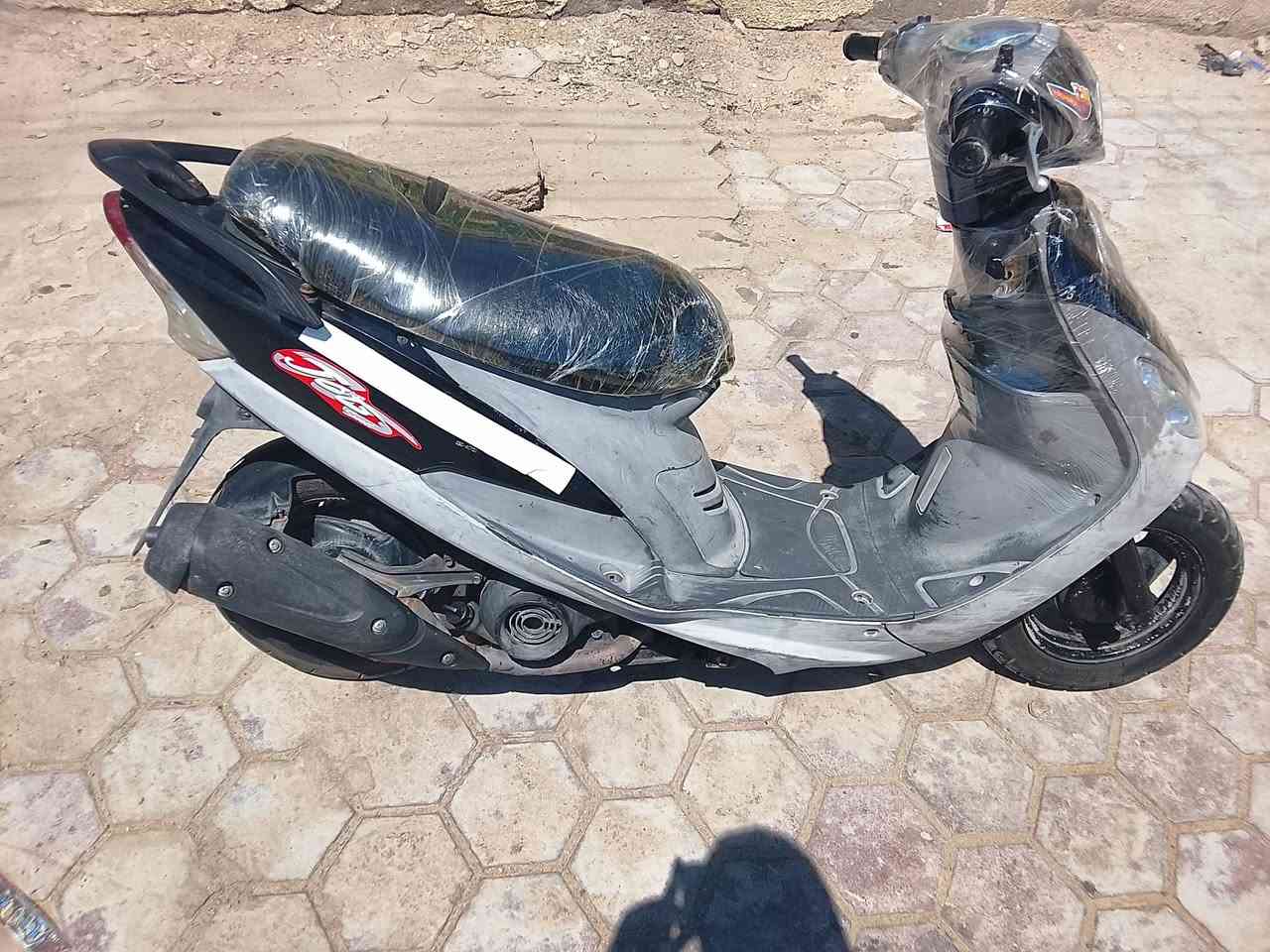 ماكس قجمه نكره سلف وهندر واشاير وسكنات وقفال صندوك كلشي شغال ماناقصه شي بس ستان نص سلف بلاد بوشه ٤٩  سعر ٥٠٠ مكان موفقيه رقمي ***********

