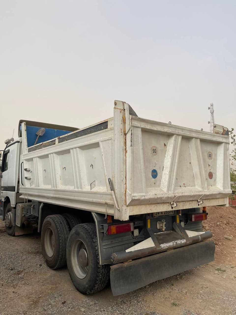 سلام عليكم قلاب اكتروس للبيع 2001 شمعه سينكل جوبلس رقم و سنويه جديد سياره بسمي تحويل شرط موبايل  ***********  ***********
