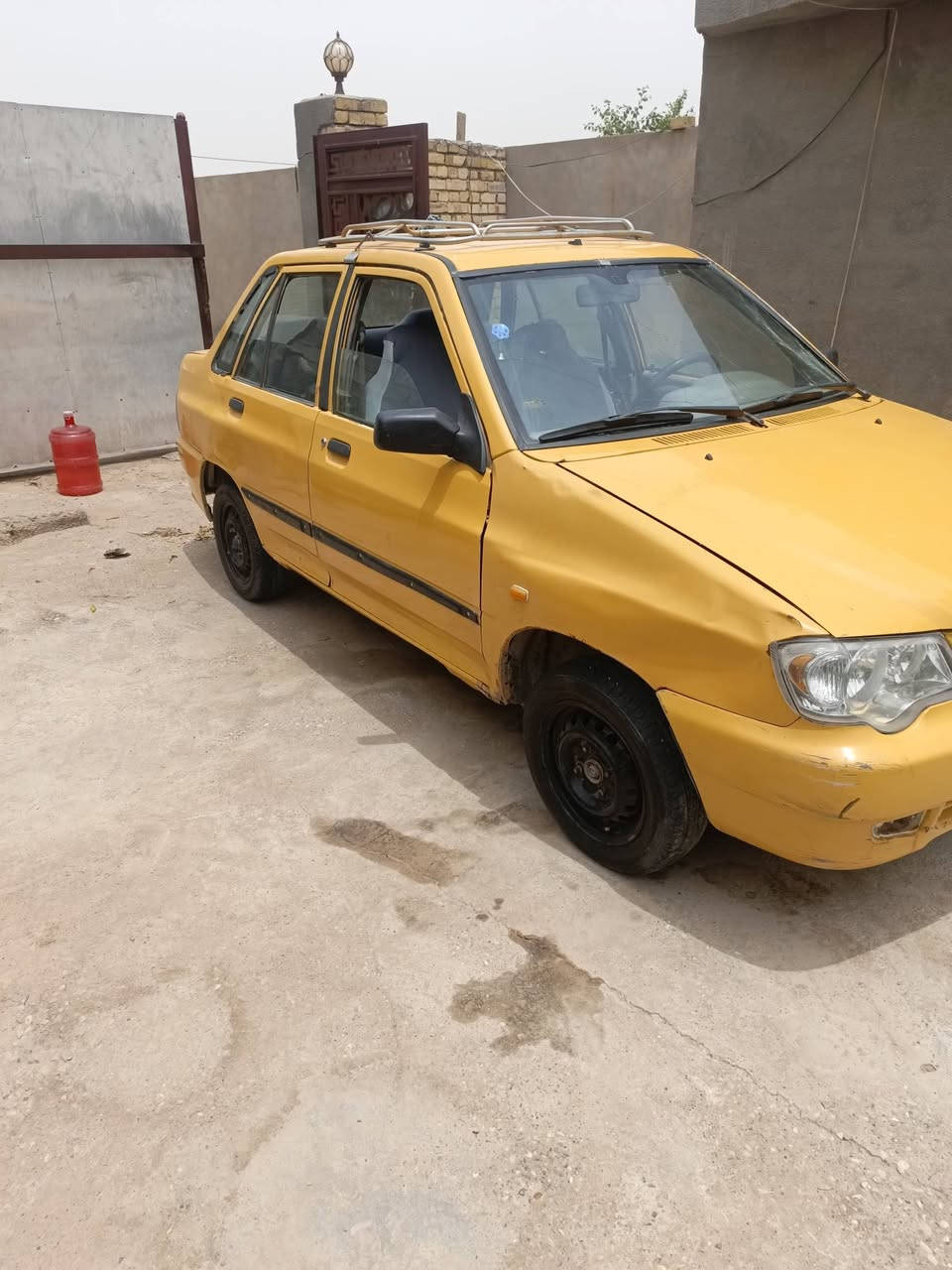 السلام وعليكم سايبه للبيع مكينه بيها خيط حداديه كير تخم تاير خير من الله راعيها بداموك السعر 16  وبيها مجال مكاني كوت ***********
