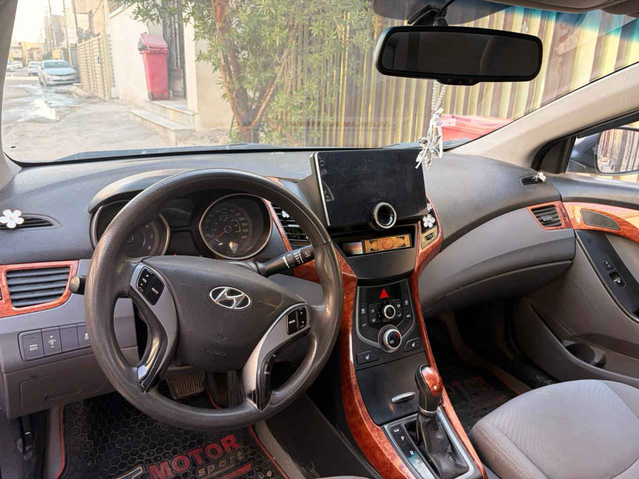 النترا ٢٠١٤ وارد كندي
محرك ١٨٠٠ دوش المرغوب
مصبوغة حزام 
السعر ١٠٠ ورقة بيها مجال للطيبين
للاستفسار ***********
   المكان بغداد الرسالة الثانيه
