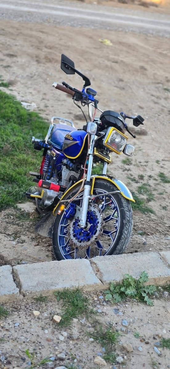 السلام عليكم
نامه برو  هونزدا باب اول 2025 

مكفوله ونضيفه كلش دراجه نشاط معدل كله فووول كلج عنبار دراجه بيه ضربه بسيطه بالتانكي مامأثره ابد صايره بالطارف بسيطه ( الصالنصه مو وياهة) مكاني ديالى دلي عباس السعر 775 وبي مجال حك الجيه 

خاص موجود وهذا رقم للاتصال 

***********
