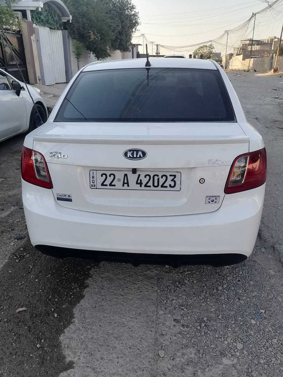 ريو موديل ١١بلا ضرر بيها شبر بزاويت البوند صبغ فقط وبيها مكانين بارد صغار مكينه ١٦ شرط هيا والكير مامفتوحه طخم امامي خلفي جديد مشط ستيرن جديد منظومت تبريد كلها جديده حتين لفريز جديد تبريدها ثلج طخم تايرات وباتري جديد سياره ربع ماتصرف عليها سنويه ٢٩ شرط التحويل والغرامات سعرها ٩٢ وبيها مجال قليل ***********  ***********
