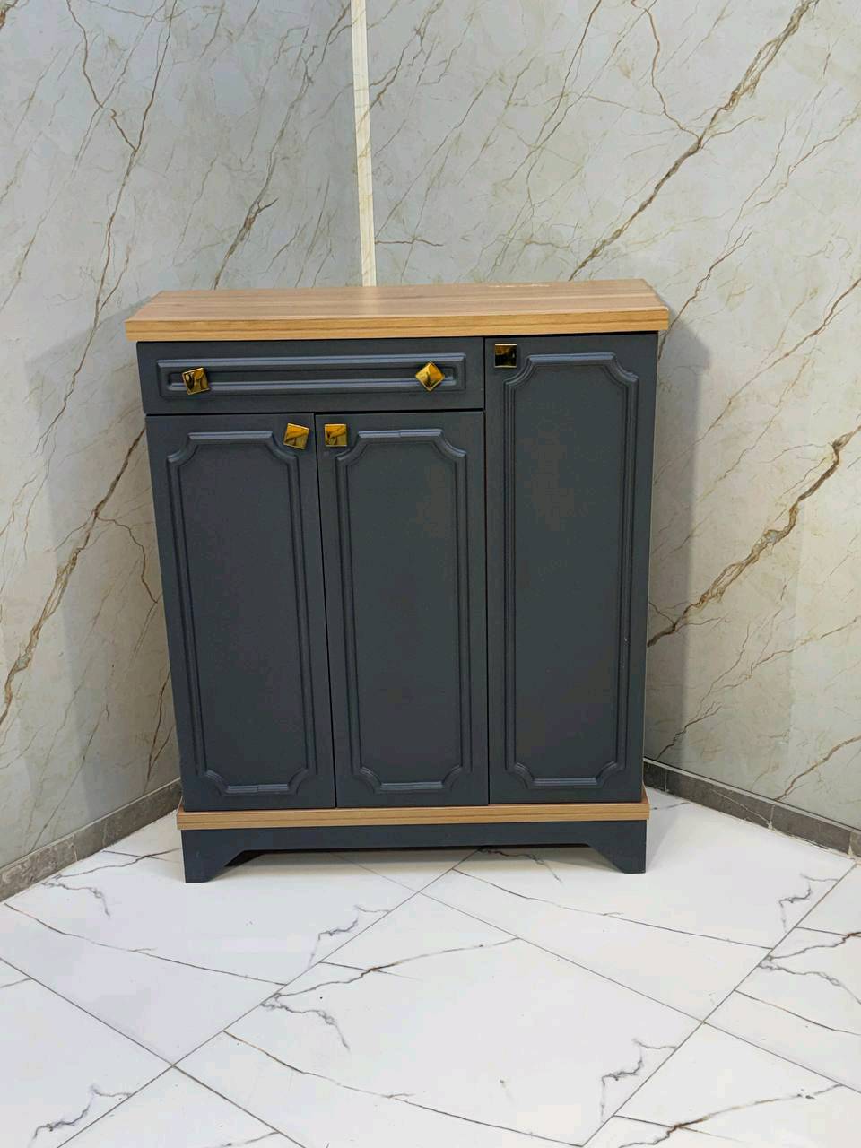 جزامة  ايراني 

السعر 130 الف





توصيل داخل بغداد  5 
جميع  المحافظات 10 الف 🚚🚛