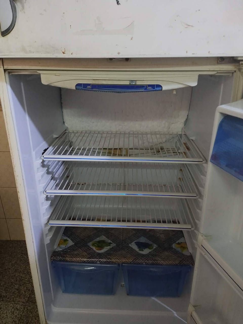 كاونتر تسكام اصلي السعر 260 ثلاجه كونكورد 22 قدم تجميد فول بلادي مادخال تصليح 200تخم 175 طباخ كريازي 210 طباخ فريش مصري قياس 80 السعر 190 تلفزيون مع الميز السعر 25 مكانه بغداد يوجد خدمه توصيل بكروه داخل بغداد


**إذا كنت صاحب هذا الإعلان وتريد حذفه لأي سبب، رجاءا أرسل رسالة إلى الدعم الفني**