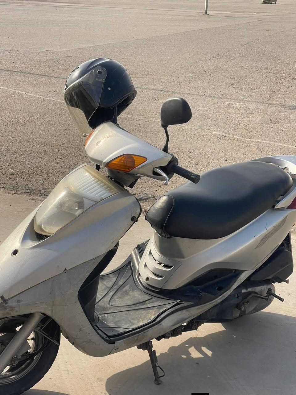 السلام عليكم دراجه ابريز البيع نضيفه نكره سلف معدل شلعته حلوا ناعمه مكينته مكاني الدروه السعر 425الرقم ***********
