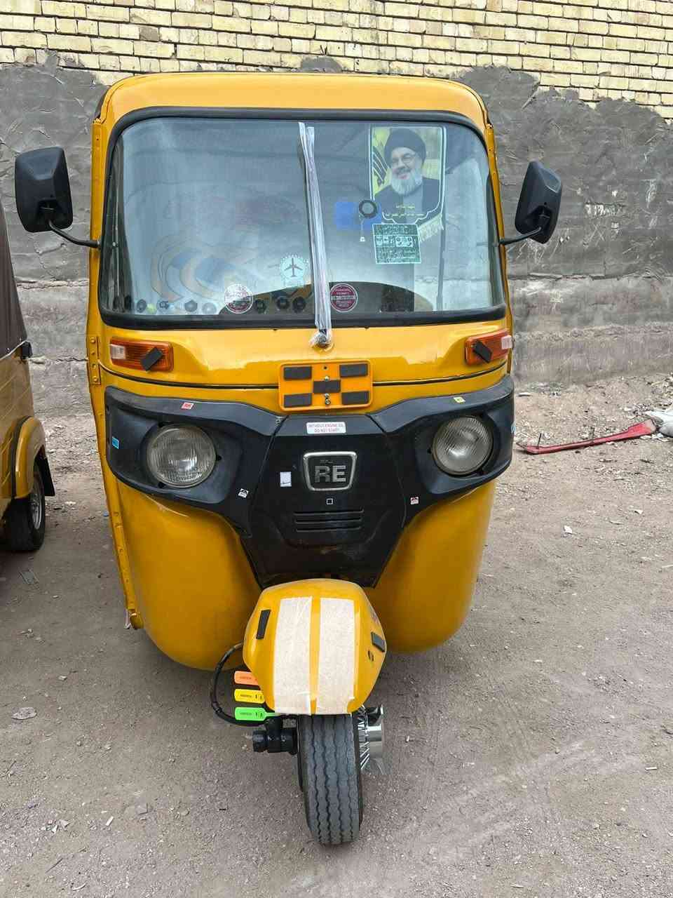 سلام عليكم اخوان هاي وجبه جديده تكاتك جاهزات واحد على واحد دوشمه جديده كاعيات سبع قطع مسجل تكاتك الف ما تصرف عليهن اوراق المديل عشرين ثنين سعر وحده 5250 العشرين وحده موديل 19 سعرها 4800 بيها مجال العنوان كربلاء امن داخلي شارع طارق الخيكاني وشاري بخدمته تفاصيل تكاتك بل فديو ***********///***********
