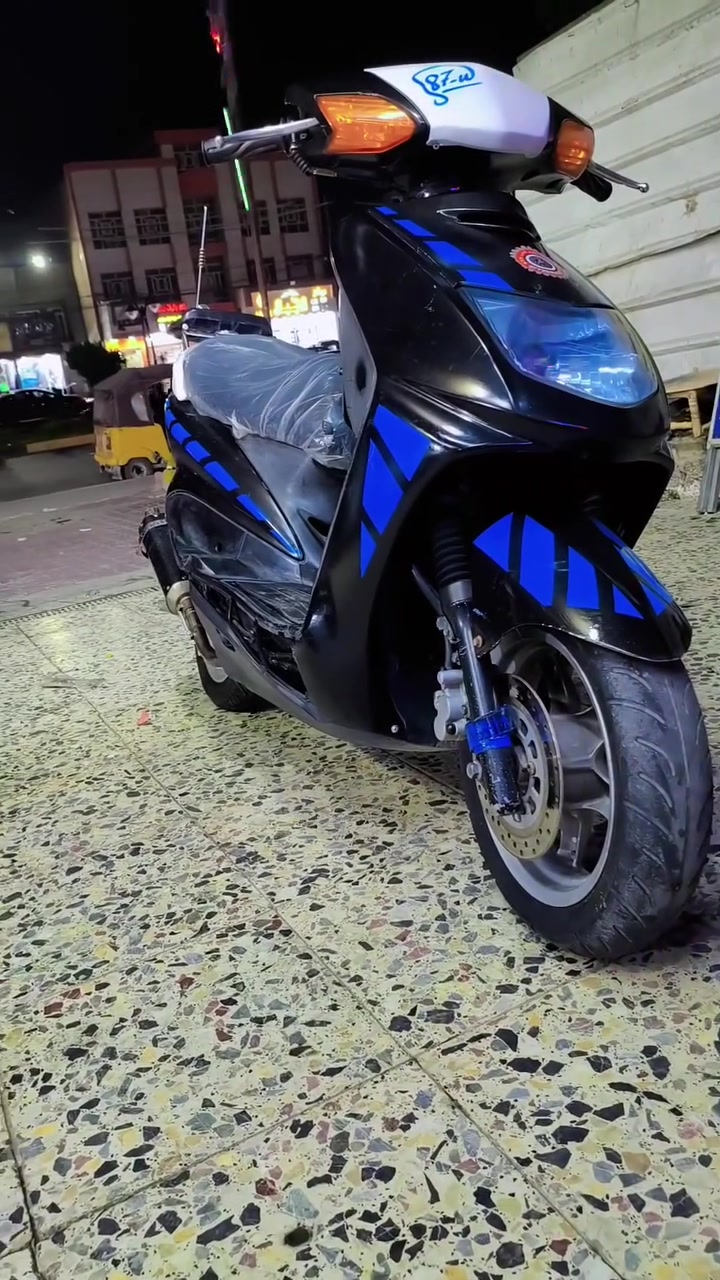 سلام،عليكم دراجه للبيع،سكنس نثيه ياباني 110حساس .الدراجه رياضي، كلجات رياضي،مكينه 58ونص، كهربائيات كامله الدراجه خير من الله رقمي ***********
