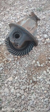 جعمقه للبيع بيه 3سنون مثلمه وبوربرن نضيفه سعره 275 بيه مجال 0783049851...