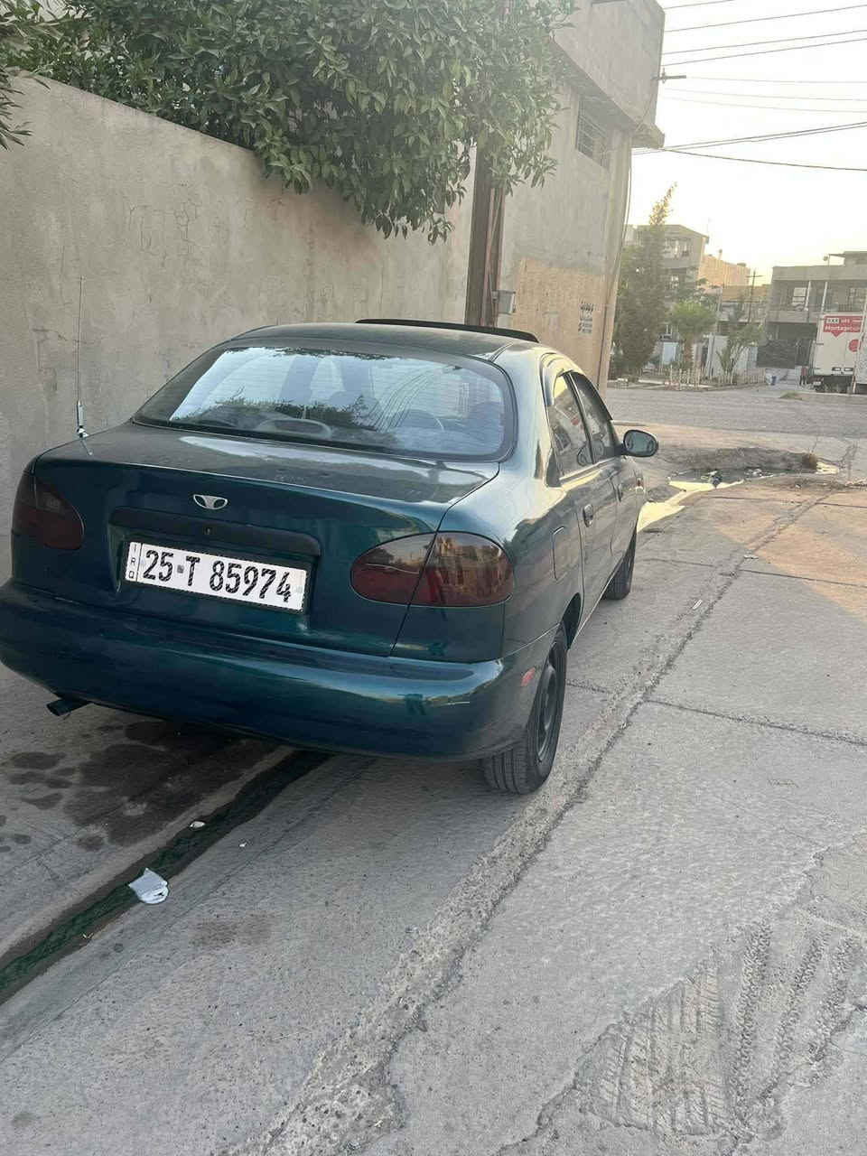 دايو لانوس موديل 2000كير اوتو هزة  سنوية ( رقم كركوك  مشروع لل31 ) بسمي كيرو محرك شرط صدر وطايرات جديد اي نقص مابي تبريد كامل شغال  بس يحتاج يحتاج فريزر تتصلح .. كهربائيات كل شغال دفتر بنزين بي ..شرط التحويل سعر 37 اي استفسار خابر الرقم  *********** +***********.. مكاني كركوك
