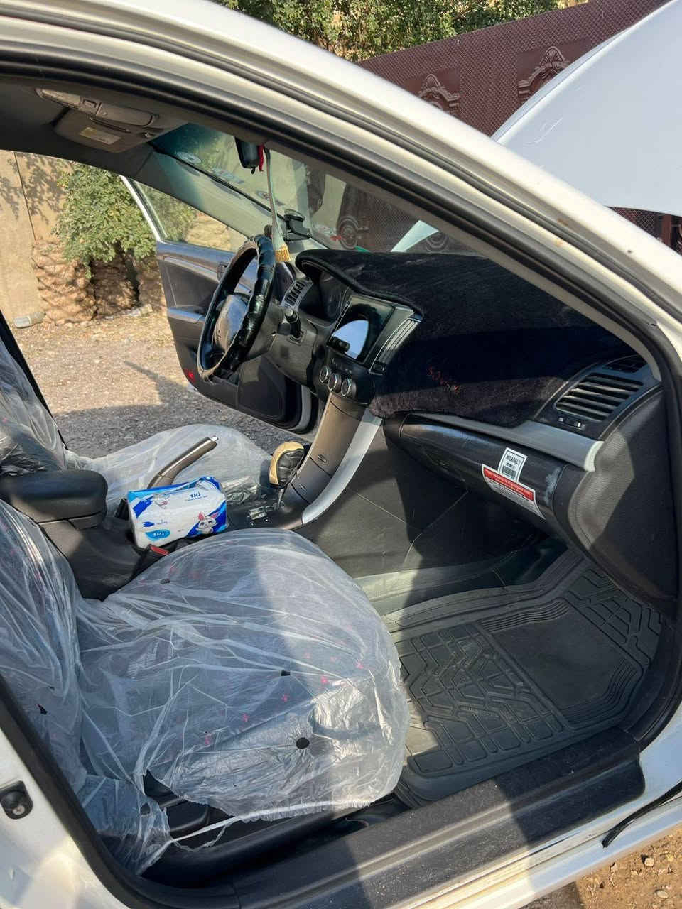 سلام عليكم سوناتا موديل 9. خليجي مصبوقه حزام تحويل ثاني يوم السعر 98 بيها مجال بسيط اكثر ستفسار اتصل علئ رقم ***********
