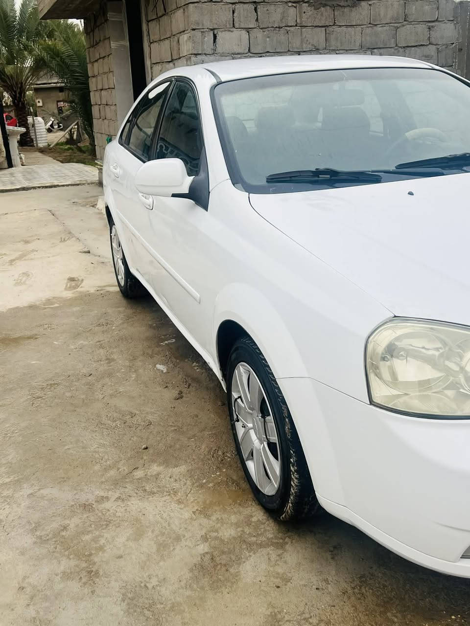 سلام عليكم اوبتره موديل 2011  اللون  ابيض سياره شركه عامه بيها  ضربه خفيفه الجاملغات الخلفيه  والجنطه    مكينه بيها بدايت تبخير قليل   كير وتماتيك رقم كربلاء  تحويل مباشر  تخم تاير جديد  صدر امامي واخلفي جديده السياره سعره  77 مكاني بابل ناحيه النيل   رقم  هاتف  ***********    ابو لينا
