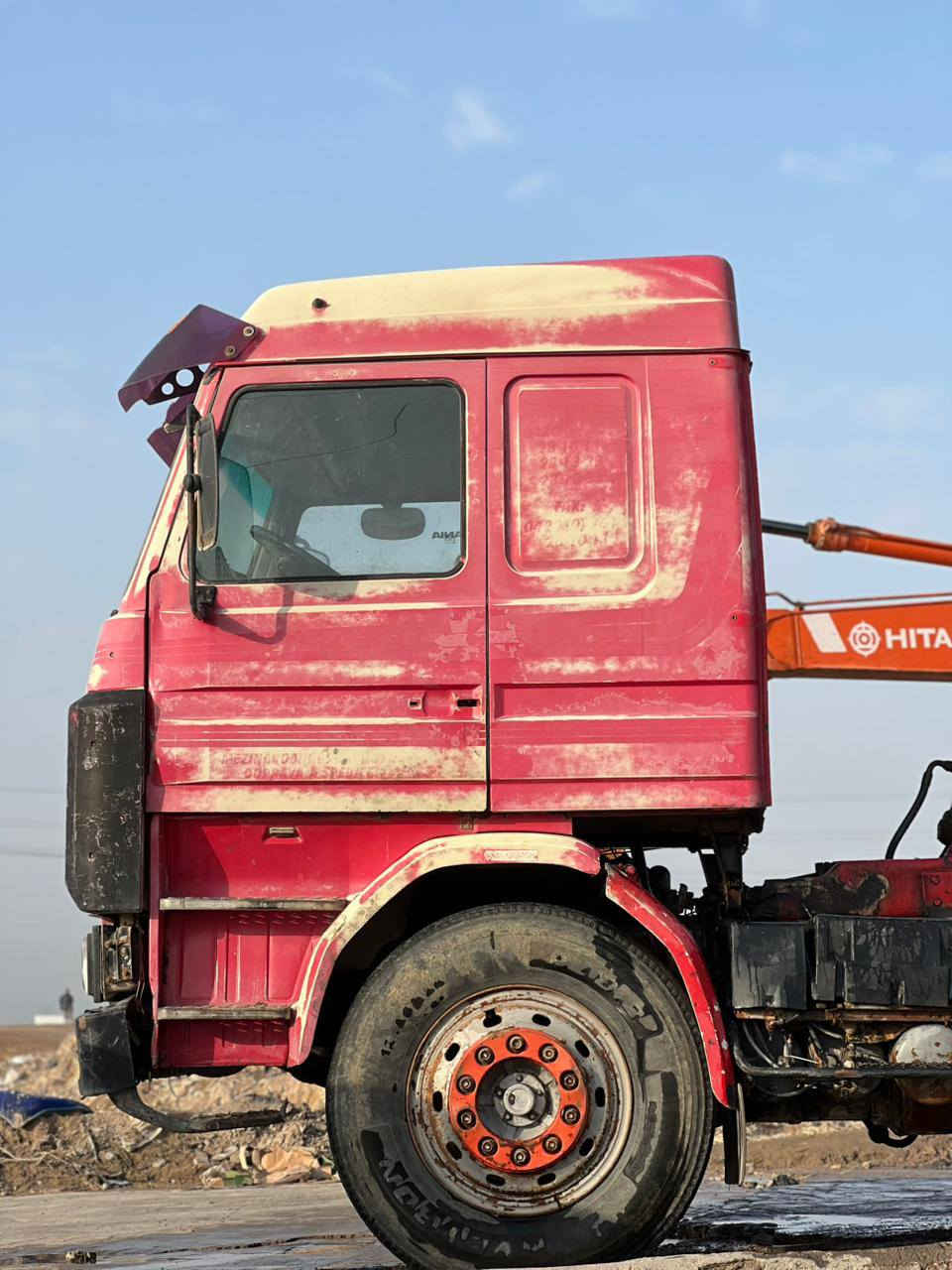 سلام عليكم سكانيه قلاب للبيع شاصي مكفول مكينه 113 بيه بخار قليل مجموعة 16 تاير اربع وعشرين بدي نضيف 
رقم انبار رعيه موجود بغداد مامدفوعه ضريبته مكان السياره البصره الكرنه الاستفسار ***********   السعر 140 وبيه مجال مكلف بالنشر
