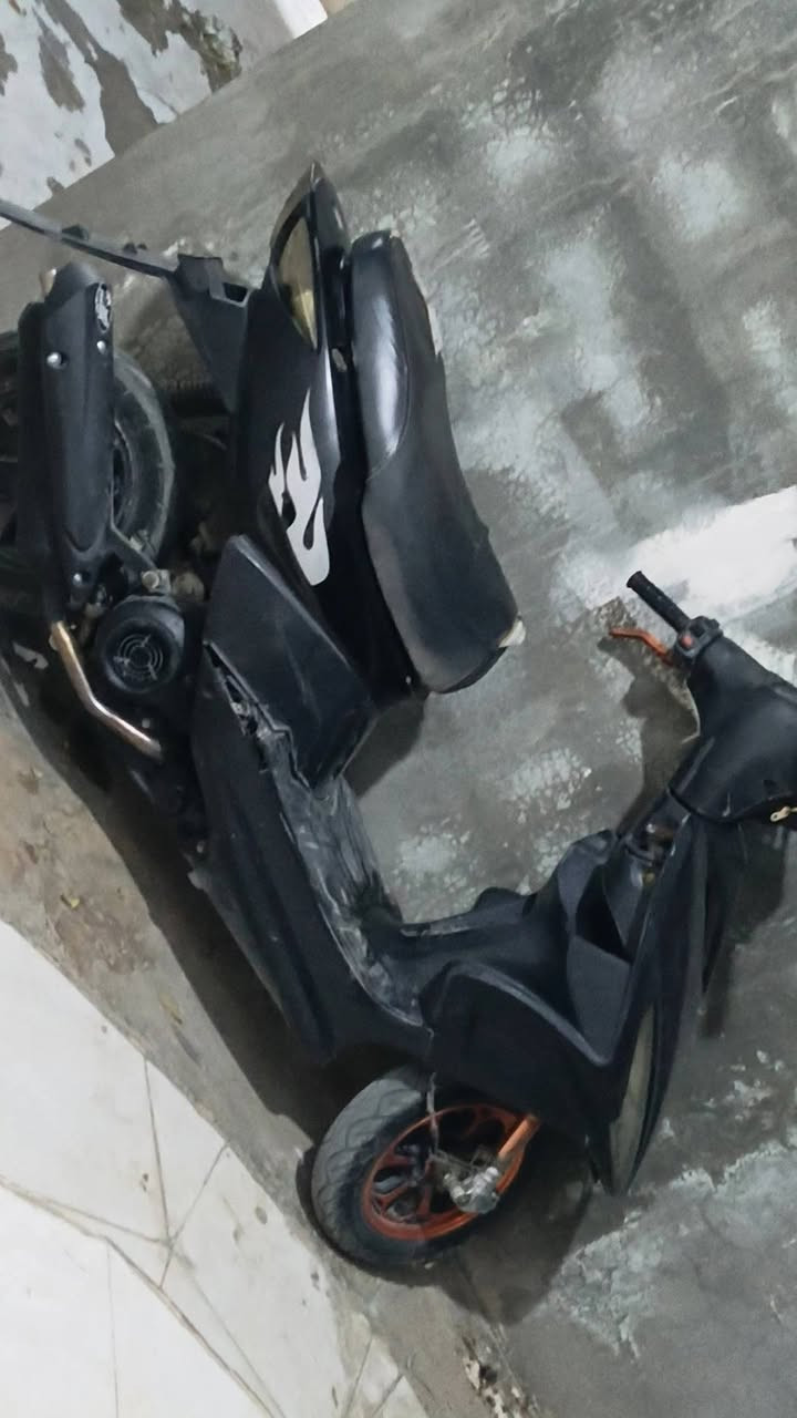 ماكس مضلع مكينه نضيفه هندر واحد تشتغل دراجه حلوه 
سعرها 250وبيها مجال للشرايه فقط المكان كركوك الحمزلي 
رقم *********** متواجد خاص
