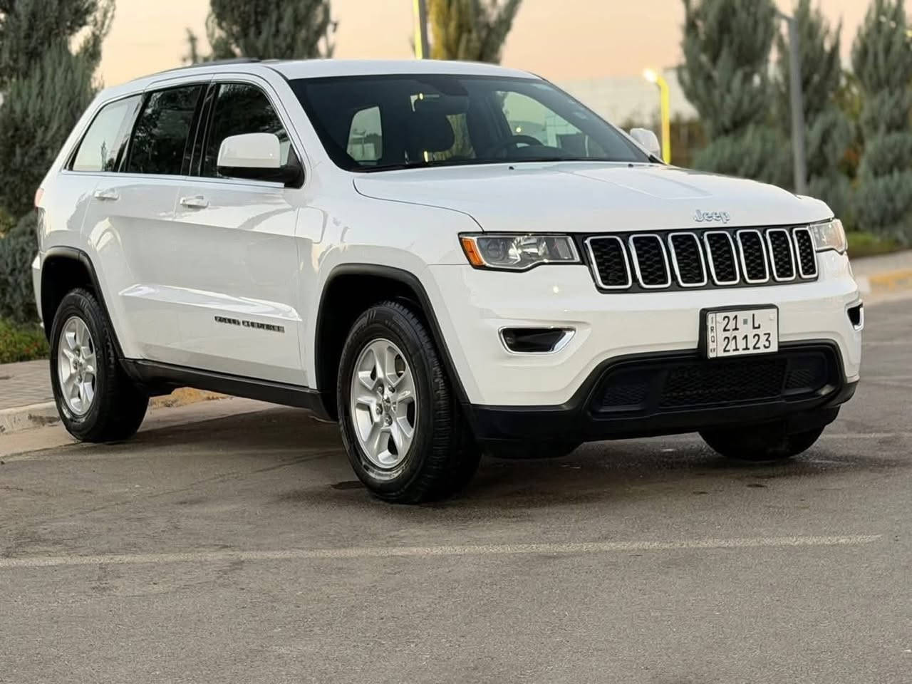 جيب لاريدو موديل2017وارد امريكي بدون صبغ ماشيه 82الف بصمتين ويا سياره جديده حيل كير محرك مكفوله عنوان سليمانيه السعر220بيها مجال***********
