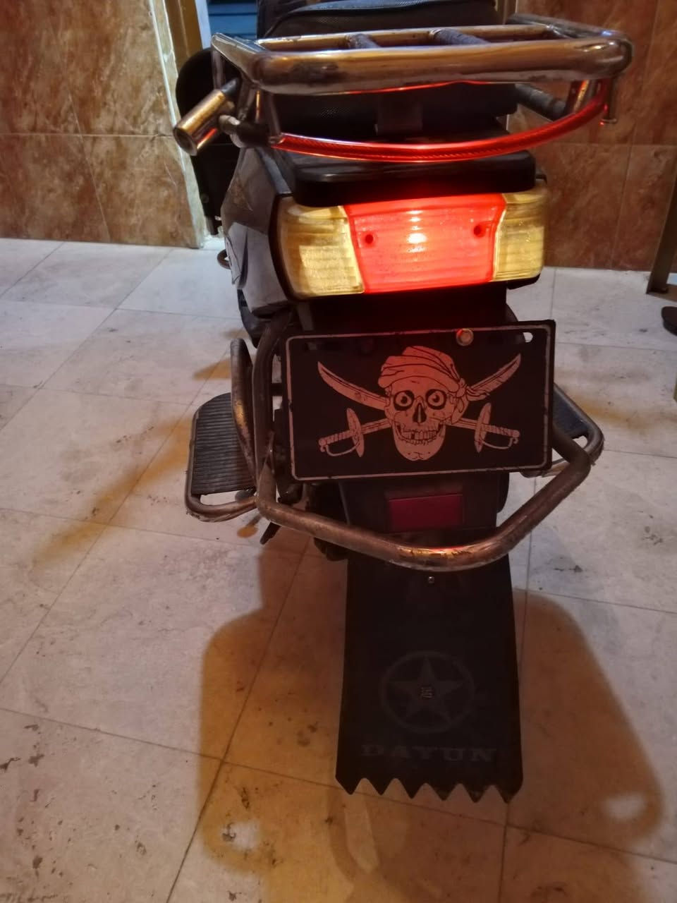 سلام عليكم ورحمة الله وبركاته باسكل شحن هارلي سعر ٤٠٠ الف وبي مجال المكان الرمادي جزيره البوذياب رقم ***********
