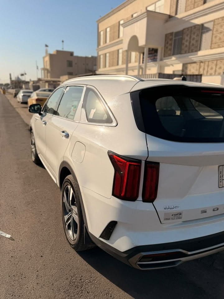 سورنتو 2022 خليجي 6 سلندر
7 راكب
السيارة كفالة عامة فول مواصفات عده الفتحة 
كشنات جلد مخمل
صندوك كهربائي
شاشة كبيرة حساسات
معروفة الفول ميحتاج اذكر مواصفاته
السيارة زيرو  ماشية 13 الف حقيقي
مكان السيارة مدينة الصدر 
***********
