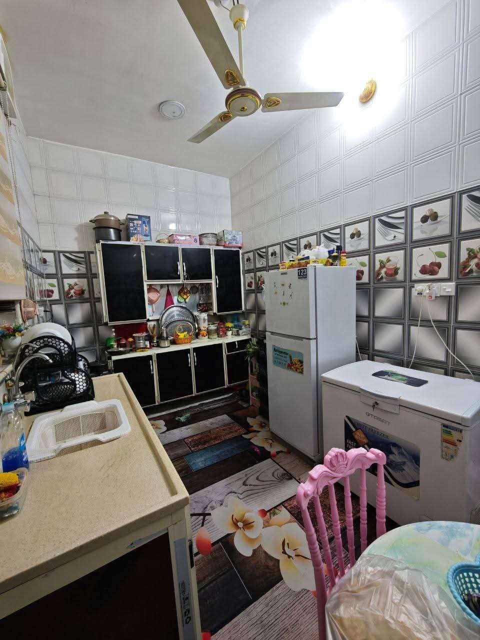 دار ١٠٠م مربع حي العرضات الاولى طابق الفرع قريب شؤون المراءه
***********
