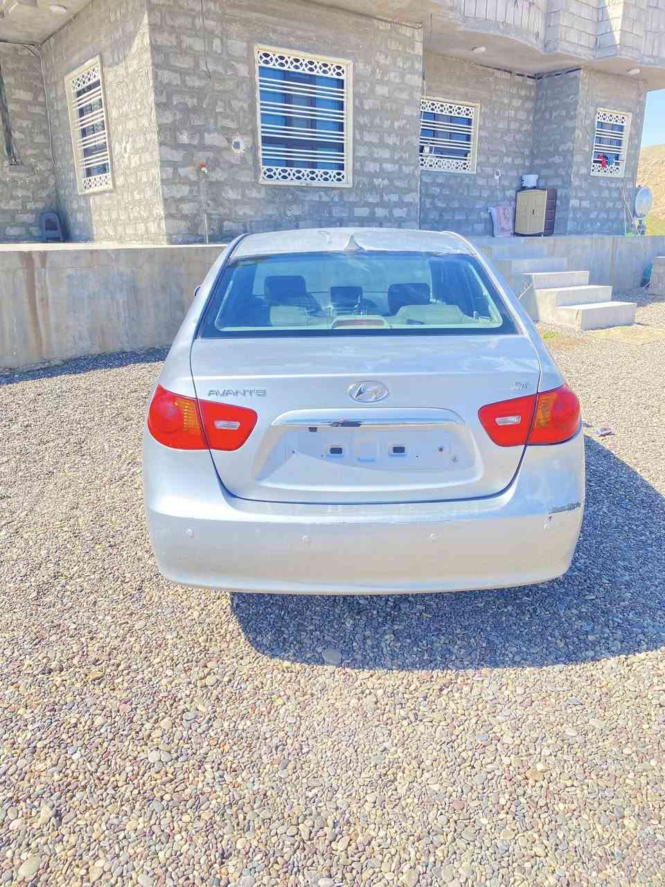 افانتي موديل ٩ سياره حلوه وكلهه بل شرط السعر ٤٢ وبيهه مجال ***********
