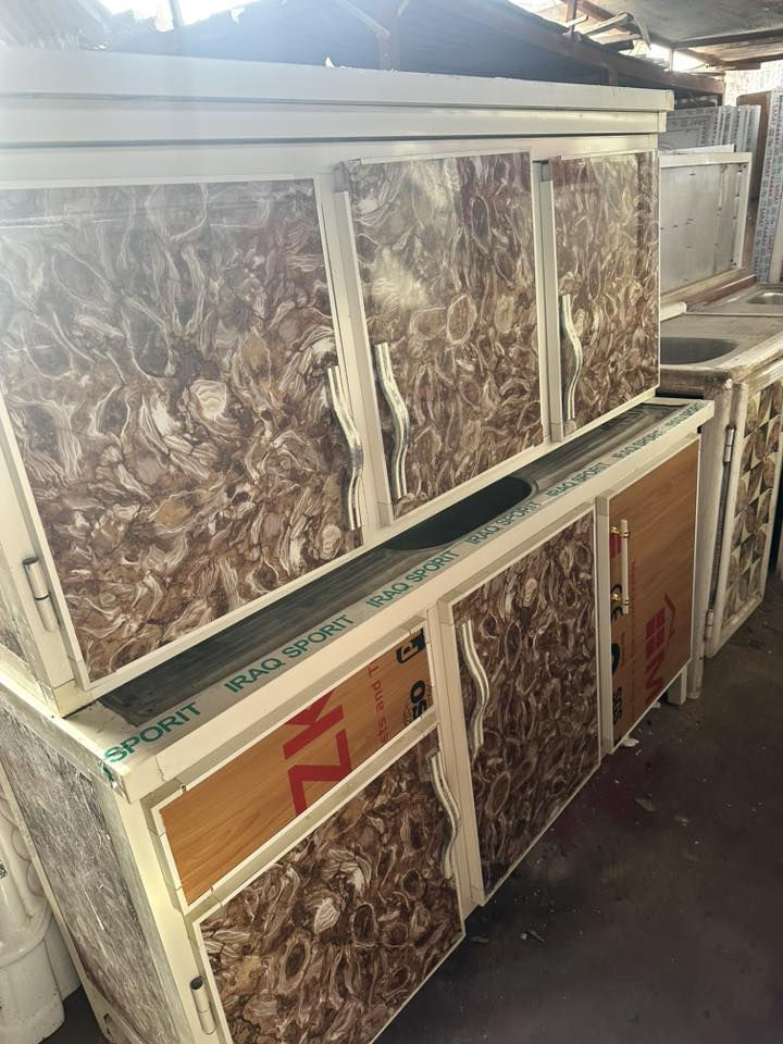 السلام عليكم اخوان الله خلقني لتحدي كافه الغراض المنزليه للبيع والشراء والمراوس جاهزين لتواصل عالمسنجر والواتساب (قادمون بقوه الله) هذا رقمي ***********
