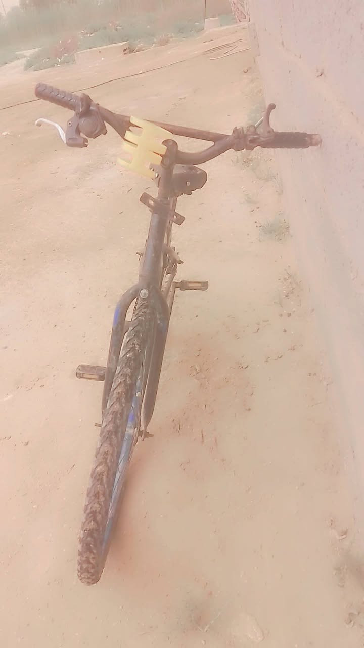 سلام عليكم  عندي  بيسكل  حجم٢٦ سعر ٤٠قفل مكاني كربلاء  قات لبراهميه***********
