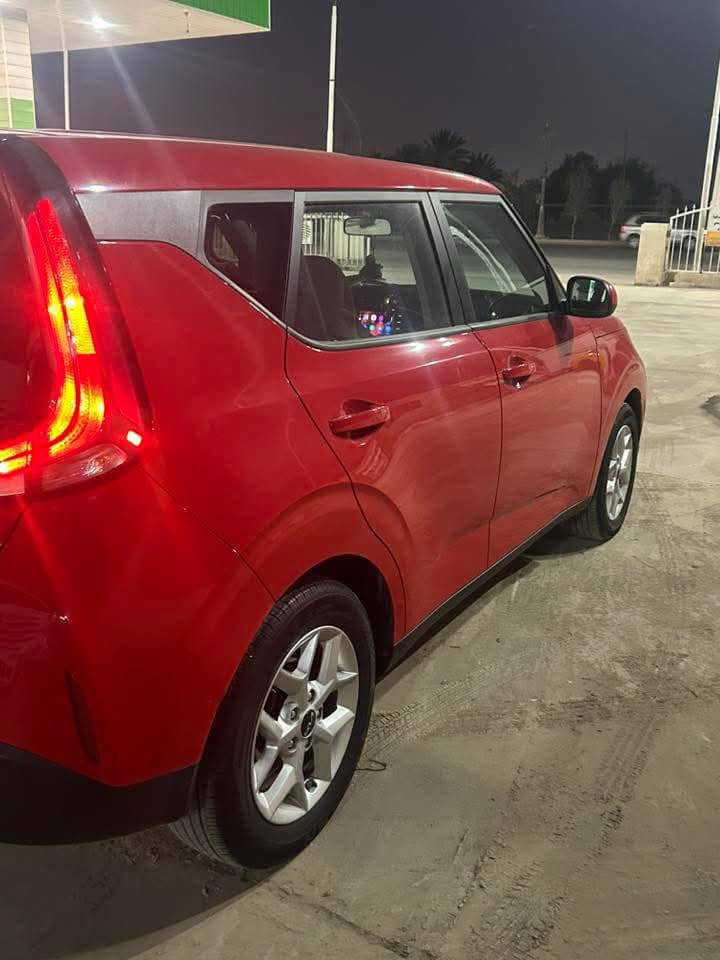 السلام عليكم كيا صول موديل 2023 مشيه 30  حادثه قطعه وحده امبدله والجاملغ بارد سياره جاهزه على اخر حبايه عنواني بابل للستفسار اتصل على الرقم ***********لن مو مكلف بل نشرر
موصفاته مال S رادارات امامي وجانبي وخلفي 
توقف ذاتي امامي وجانبي وخلفي 
تحديد مسار +قياده ذاتيه
تثبيت سرعه 
شاشه الدشبول دجتل 
تحكم استيرن جهتين 
اوتو ستار وبعد بيه هم مواصفات
سعر  150$
