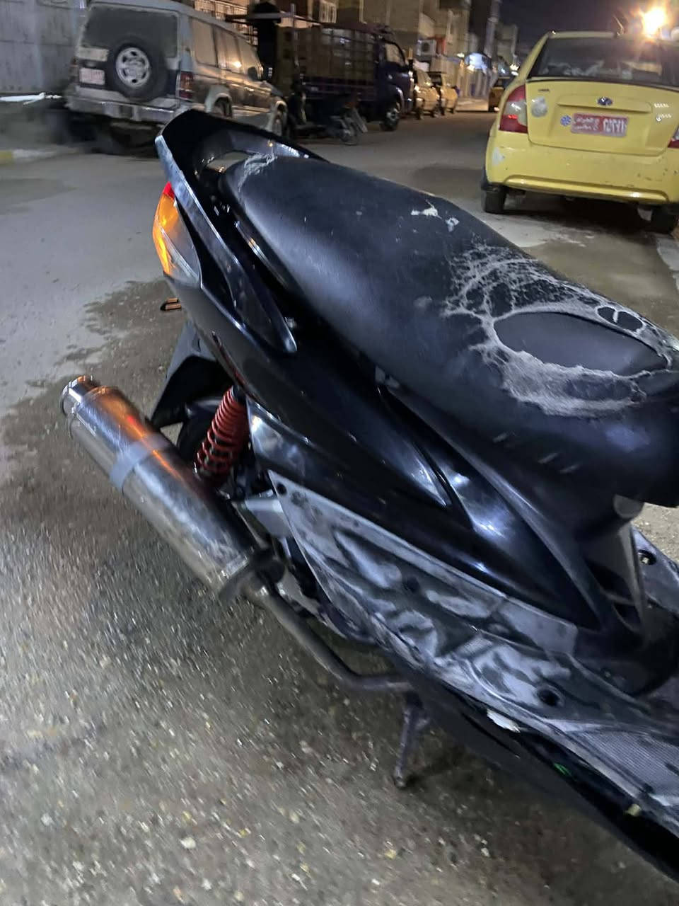 السلام عليكم كابريتر ثعلب ام الحساس اصليه وصالنصه رياضي ترهم ثعلب وترهم سكنز عام  مابيها لحيم  ويل امامي سكنز كامل هوا وتايره  للبيع او للمراوس  مكاني بغداد الكماليه ***********
