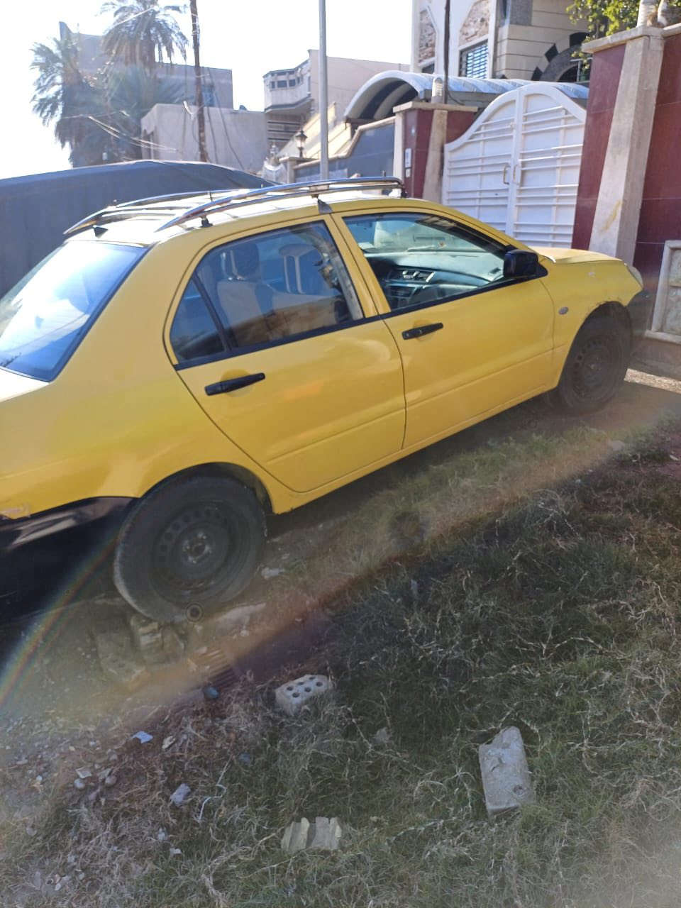 لانسر موديل 2010بدون ضرر                             فول مواصفات اي نقص مابيهة 

***********    75السعر  مستعجل عل بيع
