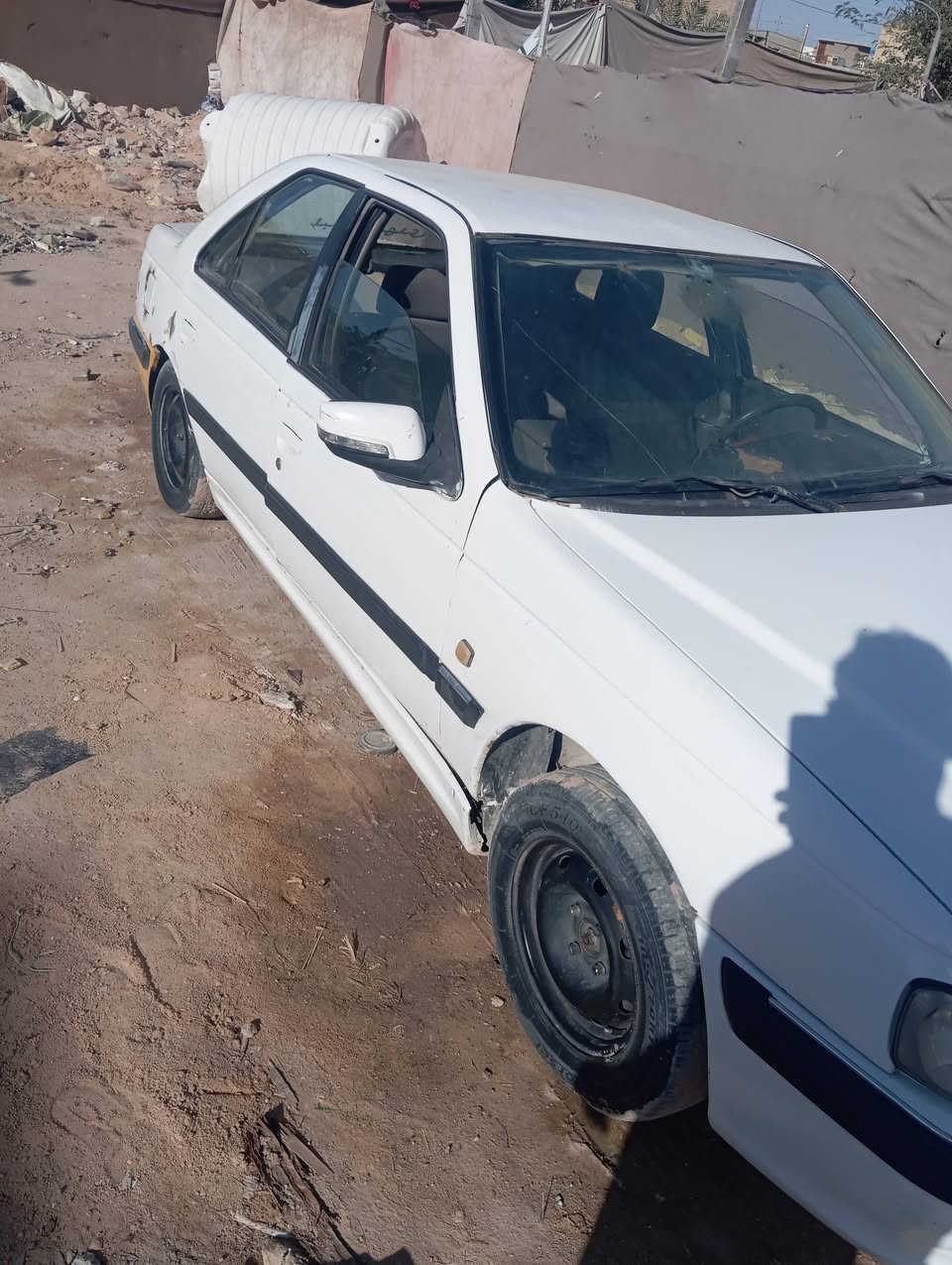 سلام عليكم بيجوا باص 2011 سياره بها ضربه بلجاملغ الوره رقم بصره بدون مكانها بلنجف السعر 12 الاتصال على الخط 
***********
