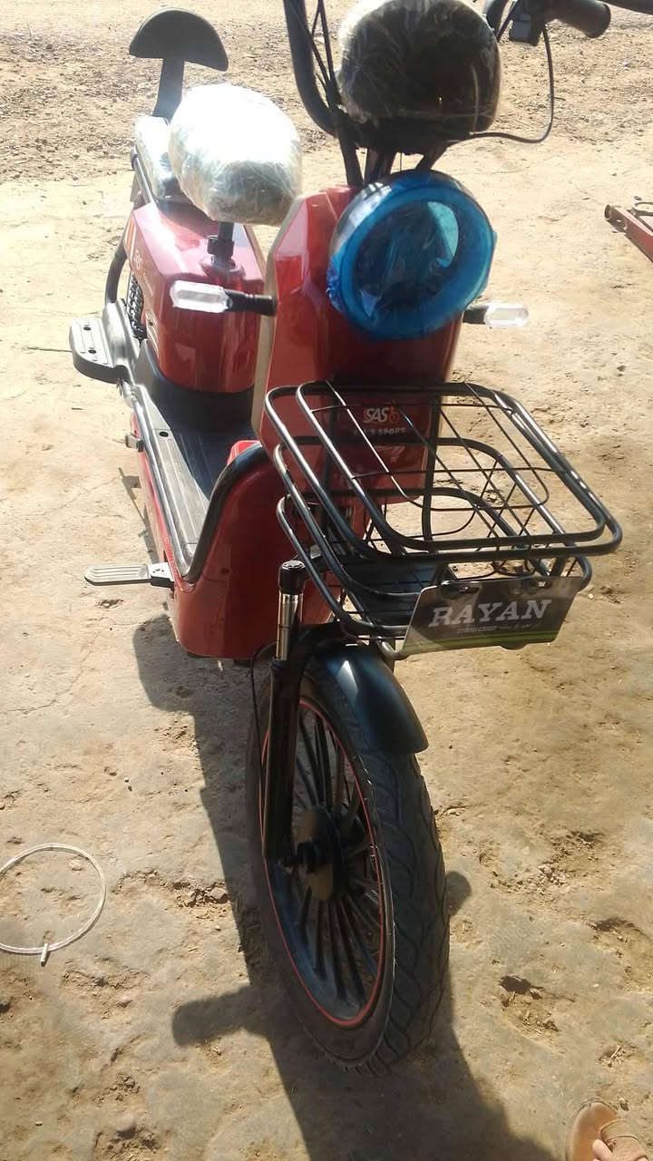 دراجة شحن نضافة درجة اولى السعر خاص للاستفسار الاتصال ع الرقم ***********
