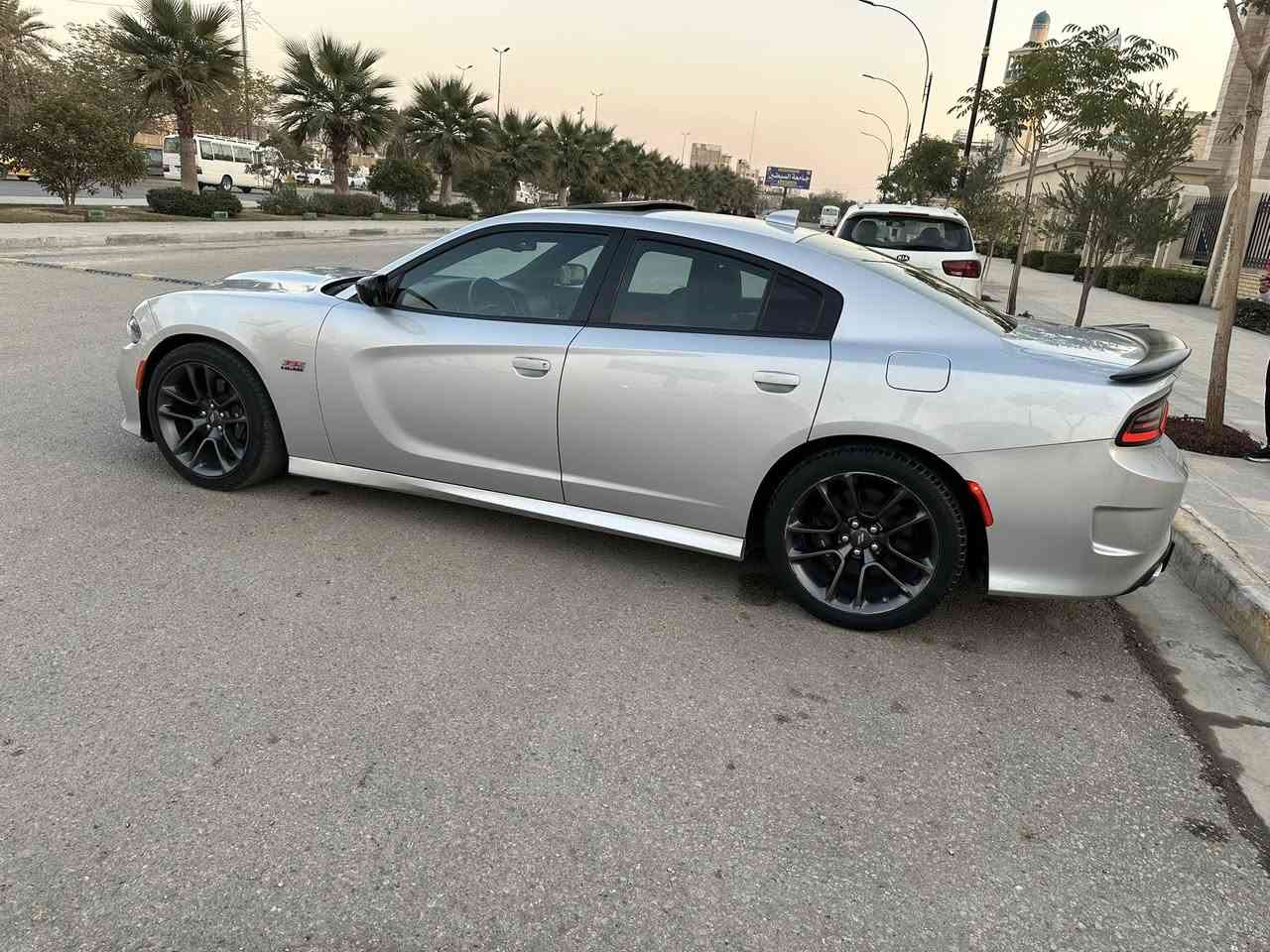 السلام عليكم جارجر سكات باك موديل 2023 بيهه فقط باب خلفي وربع لينيد كلير سياره ماشيه 27الف فول مواصفات للبيع او لمراوس سعر 260 عنواني كربلاء
***********
