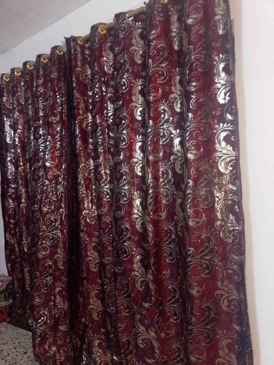 برد كل وحد عرضها 3 امتار استخدام نضيف وحدة ماروني ثانيه رصاصي سعر الوحده 20 قفل


**إذا كنت صاحب هذا الإعلان وتريد حذفه لأي سبب، رجاءا أرسل رسالة إلى الدعم الفني**